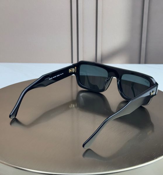 Сонцезахисні окуляри Ray-Ban RB4454 чорні сіро-блакитна лінза прямокутні унісекс