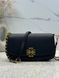 Жіноча сумка Tory Burch Britten чорна &mdash; шкіряна сумка-багет крос-боді з золотим ланцюжком &mdash; фото 1