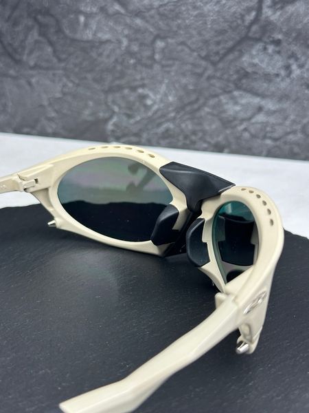 Сонцезахисні окуляри Oakley Plantaris бежеві овальні Prizm спортивні чоловічі