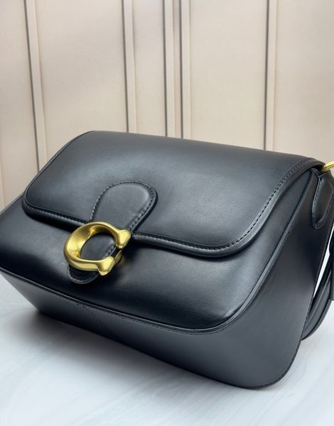 Жіноча сумка через плече Coach 26 чорна смугаста, м'яка шкіра