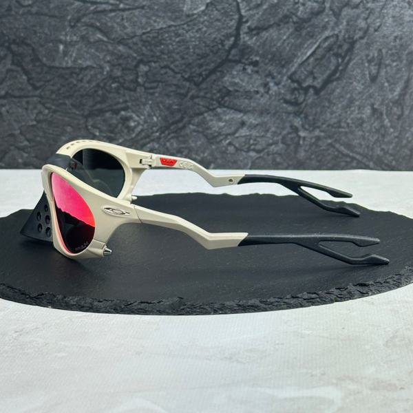 Сонцезахисні окуляри Oakley Plantaris OO9437 Matte Sand/Prizm Road