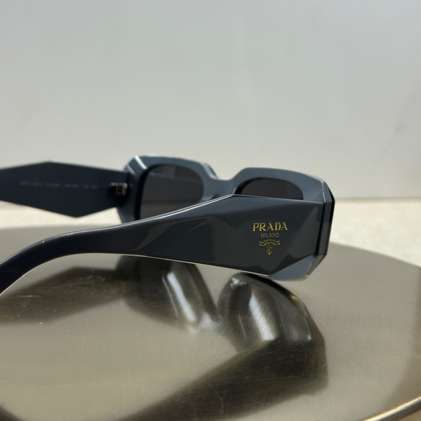 Сонцезахисні окуляри Prada Symbole SPR 17W-F Marble Black/Dark Grey