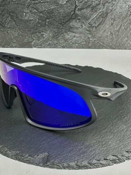 Сонцезахисні окуляри Oakley Resistor OO9484 чорні синя лінза Prizm унісекс