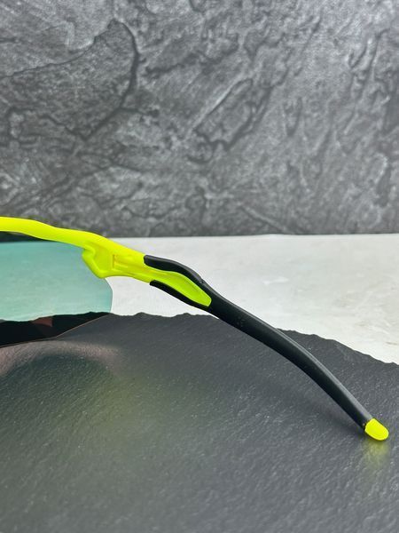 Сонцезахисні окуляри Oakley Radar EV Advancer OO9442 жовті спортивні чоловічі
