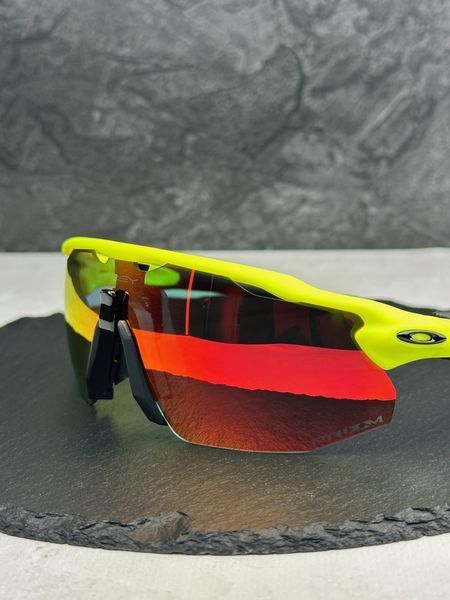 Сонцезахисні окуляри Oakley Radar EV Advancer OO9442 жовті спортивні чоловічі