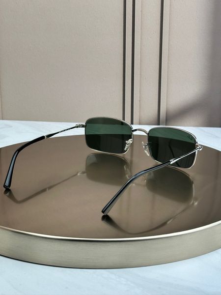 Сонцезахисні окуляри Ray-Ban RB3746 срібло, зелена лінза G15, прямокутні, унісекс