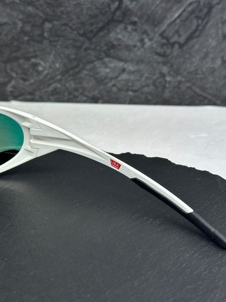 Сонцезахисні окуляри Oakley Eye Jacket Redux OO9438 білі Prizm чоловічі