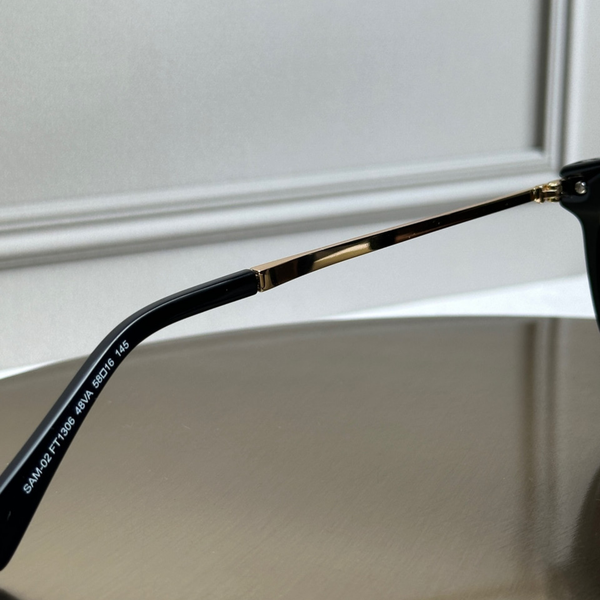 Сонцезахисні окуляри Tom Ford FT1306 Sam Black/Brown