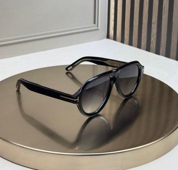 Сонцезахисні окуляри Tom Ford FT1225 чорні авіатор ацетат сіра лінза унісекс