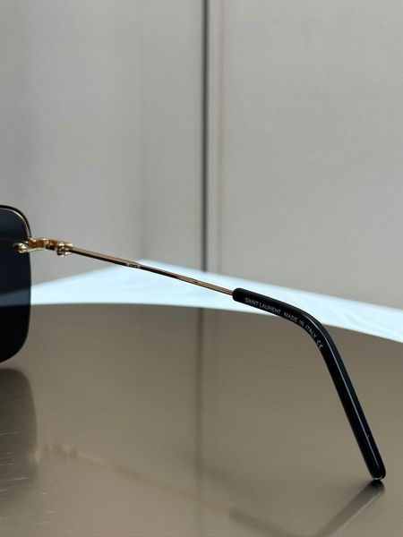 Сонцезахисні окуляри Saint Laurent SL 312M золоті квадратні сіра лінза жіночі