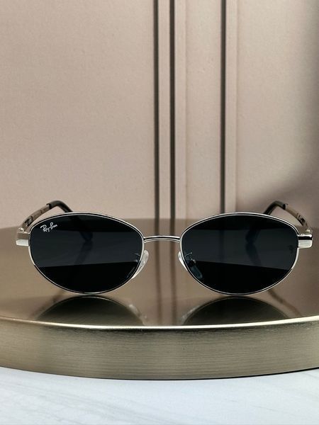 Сонцезахисні окуляри Ray-Ban RB3774D срібло сіро-зелена лінза овальні унісекс