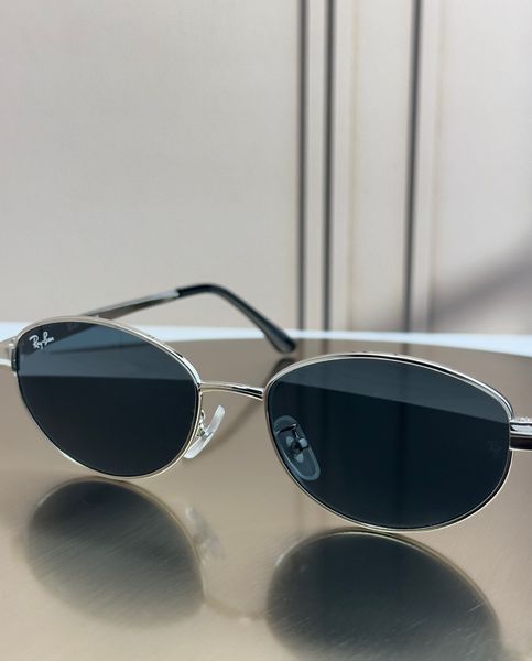 Сонцезахисні окуляри Ray-Ban RB3774D срібло сіро-зелена лінза овальні унісекс