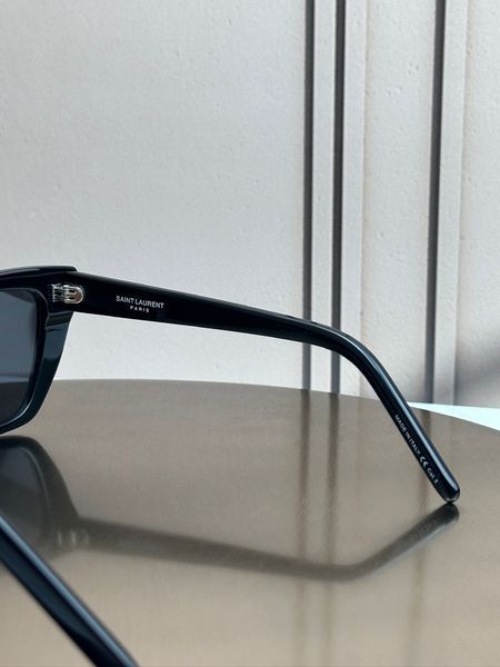Солнцезащитные очки Saint Laurent SL 276 Mica черные кошачий глаз ацетатные, черная линза, женские