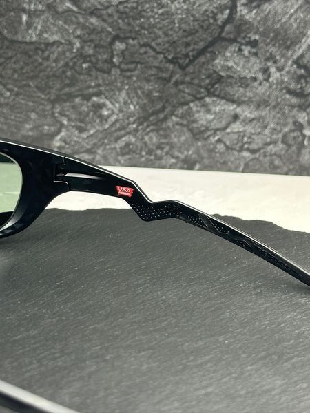 Сонцезахисні окуляри Oakley Lateralis OO9431 чорні Prizm спортивні чоловічі