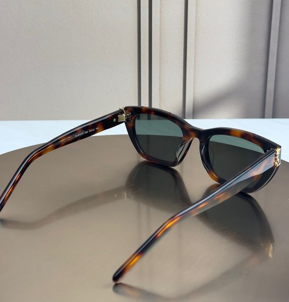 Сонцезахисні окуляри Saint Laurent SL M127 черепахові прямокутні ацетатні з логотипом YSL, темна лінза, жіночі, оригінал SLT82600 фото