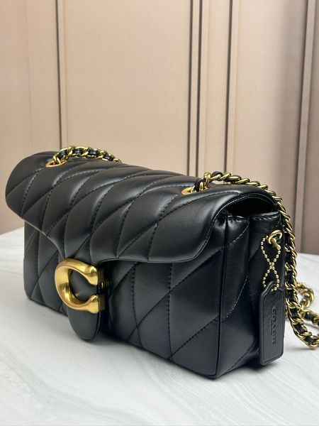 Жіноча сумка Coach Tabby 26 чорна стьобана на ланцюжку