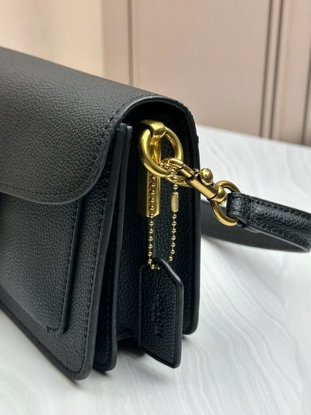 Сумка жіноча COACH Tabby Shoulder Bag 26 чорна через плече