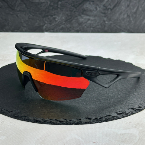 Солнцезащитные очки Oakley Sphaera OO9403 Matte Black/Prizm Ruby