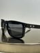 Сонцезахисні окуляри Oakley Holbrook OO9102-F5 матові чорні лінза Prizm Grey чоловічі &mdash; фото 7