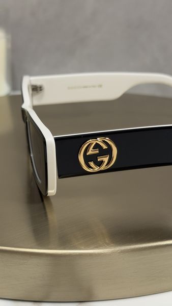 Сонцезахисні окуляри Gucci GG0516S 001 чорні сіра лінза чоловічі