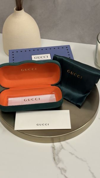 Сонцезахисні окуляри Gucci GG0516S 001 чорні сіра лінза чоловічі