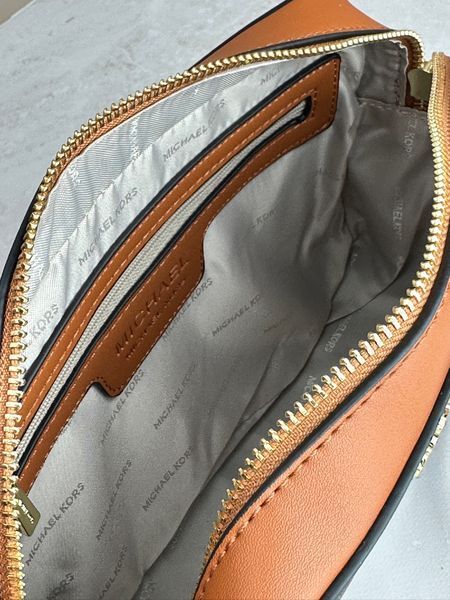 Жіноча сумка Michael Kors Jet Set Large Printed Logo Crossbody Bag Brown