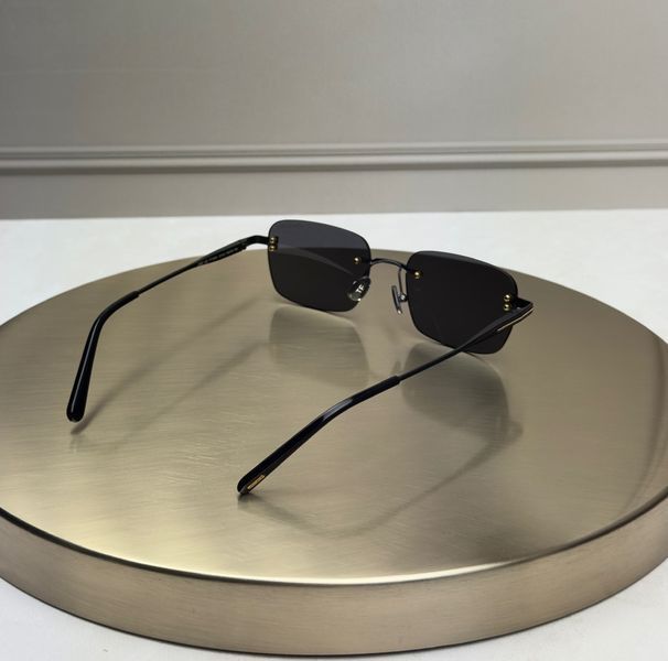 Сонцезахисні окуляри Tom Ford FT1354 чорні безоправні прямокутні унісекс