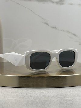 Сонцезахисні окуляри Prada PR 17W-F Symbole білі сіра лінза жіночі