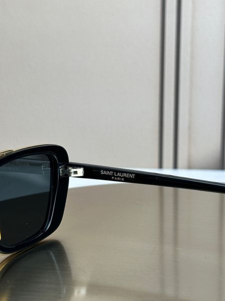 Сонцезахисні окуляри Saint Laurent SL 825 чорно-золоті прямокутні подвійний міст темна лінза оригінал