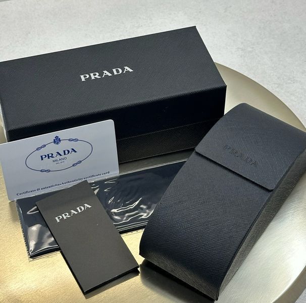 Сонцезахисні окуляри Prada PR 17W-F Symbole білі сіра лінза жіночі