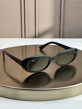 Сонцезахисні окуляри Ray-Ban RB4441D чорні матові, зелена лінза, овальні, жіночі, унісекс, оригінал RBN60014 фото