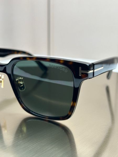 Сонцезахисні окуляри Tom Ford FT1238 черепахові квадратні вайфарер унісекс оригінал