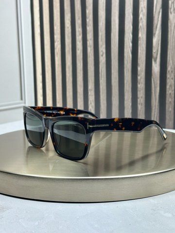 Сонцезахисні окуляри Tom Ford FT1085 Mikel черепахові квадратні унісекс