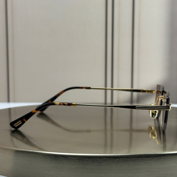 Сонцезахисні окуляри Tom Ford FT1355 Gold/Brown Gradient