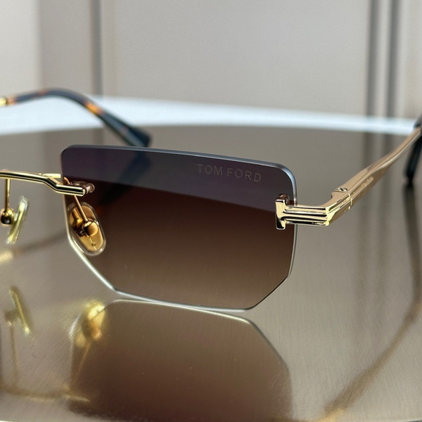 Сонцезахисні окуляри Tom Ford FT1355 Gold/Brown Gradient