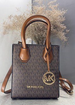 Женская сумка кроссбоди MICHAEL KORS Mercer Extra-Small коричневая