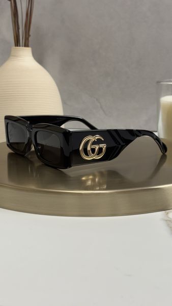 Сонцезахисні окуляри Gucci GG0811S 001 чорні сіра лінза жіночі