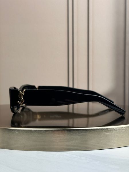Сонцезахисні окуляри Saint Laurent SL M152 чорні овальні ацетат жіночі
