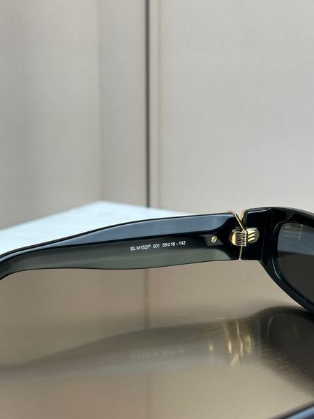 Сонцезахисні окуляри Saint Laurent SL M152 чорні овальні ацетат жіночі