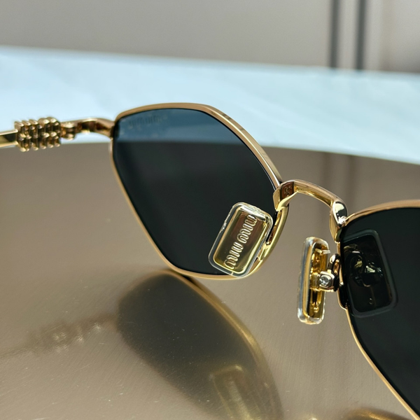 Сонцезахисні окуляри Miu Miu SMU 56Z Gold Havana/Dark Grey