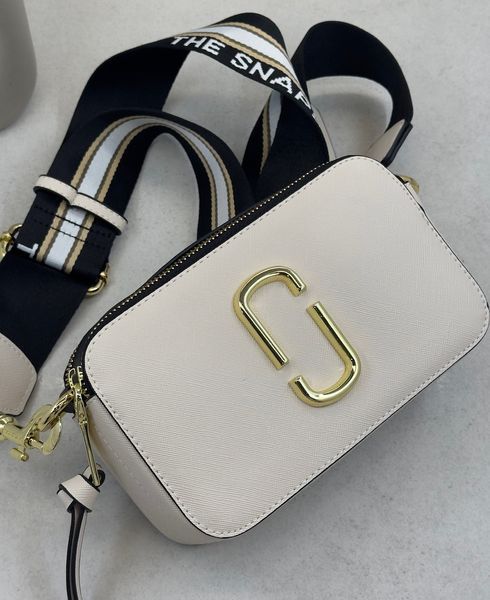 Женская сумка MARC JACOBS Snapshot через плечо белая