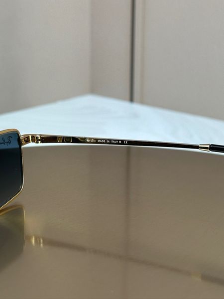 Сонцезахисні окуляри Ray-Ban RB3741 золото сіро-блакитна лінза прямокутні унісекс