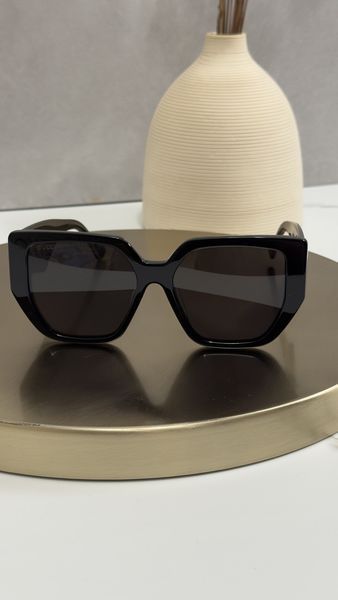 Сонцезахисні окуляри Gucci GG0956S 003 чорні сіра градієнтна лінза жіночі