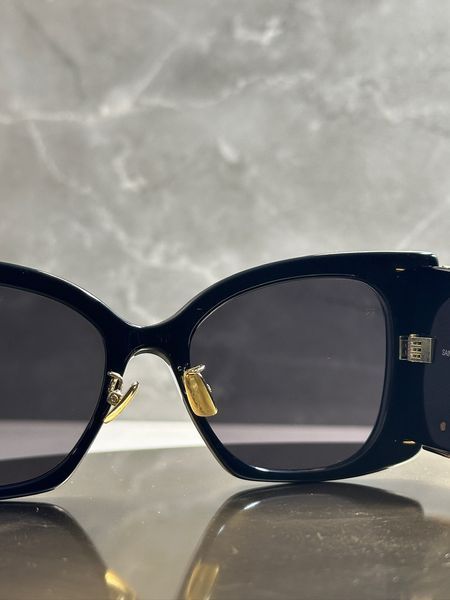 Сонцезахисні окуляри Saint Laurent SL M119/F Blaze 001 &mdash; великі чорні з золотим YSL, жіночі, оригінал Force 16 фото