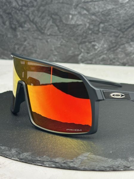 Солнцезащитные очки Oakley Sutro черные спортивные щит с линзой Prizm Ruby, вело бег, мужские