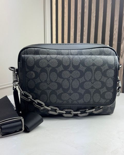 Чоловіча сумка через плече Coach Charter 24 чорна зі знімним ланцюжком