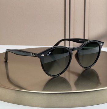Сонцезахисні окуляри Ray-Ban RB2180 чорні, зелена лінза G15, круглі, унісекс, оригінал RBN21464 фото