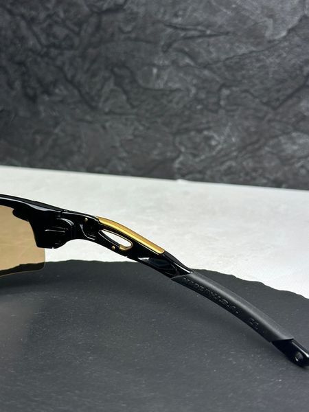 Сонцезахисні окуляри Oakley RadarLock Path чорні золоті Prizm спортивні чоловічі