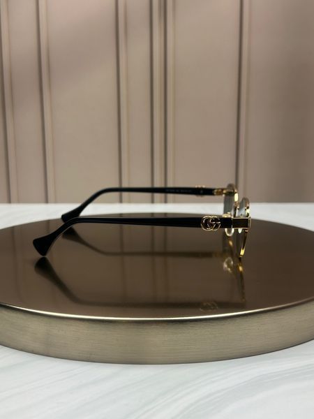 Сонцезахисні окуляри Gucci GG1593S золоті геометричні зелена лінза унісекс