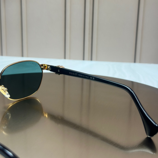 Сонцезахисні окуляри Gucci GG1593S Gold/Grey